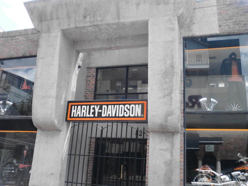 Bogota Rooms Heroes — Photos 3